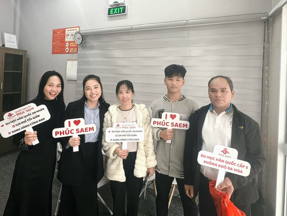Du học Hàn Quốc PHÚC SAEM cùng gia đình khách hàng 