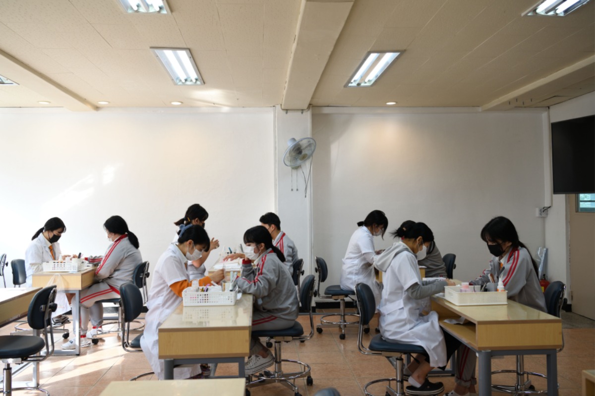 Ngành Làm nail