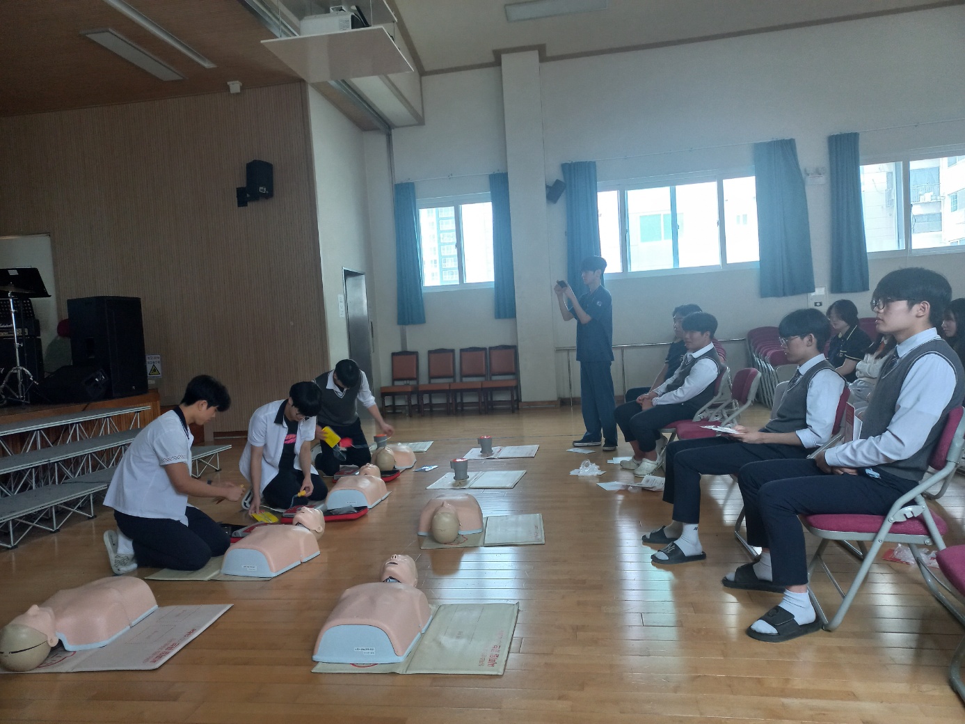 Khoa Điều dưỡng trường THPT Nghệ thuật Incheon Living Arts